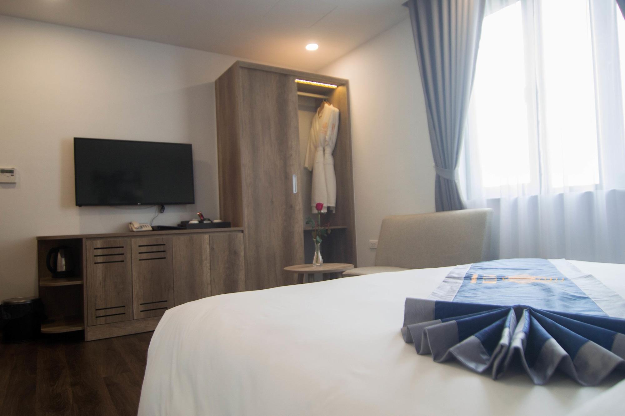 Khách sạn Pium 3*