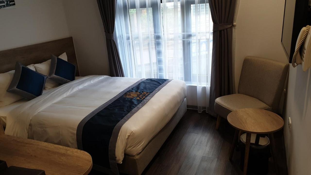 Pium 3* Hà Nội
